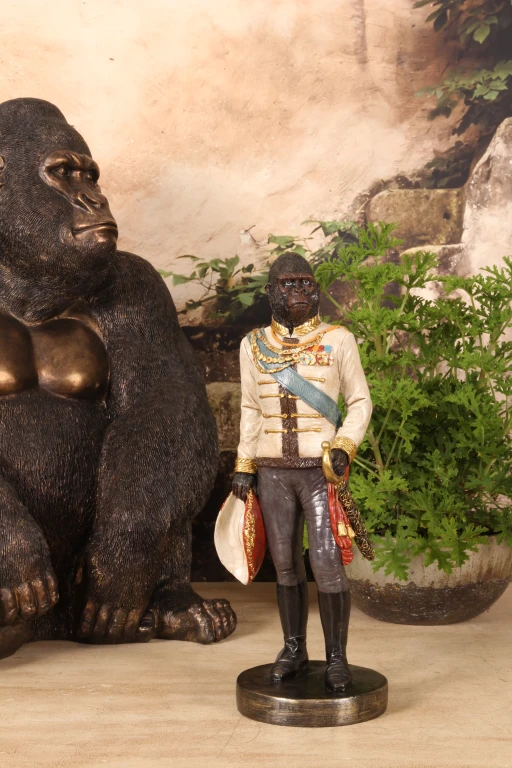 Escultura de orangotango em pé - marfim - 40,5 cm
