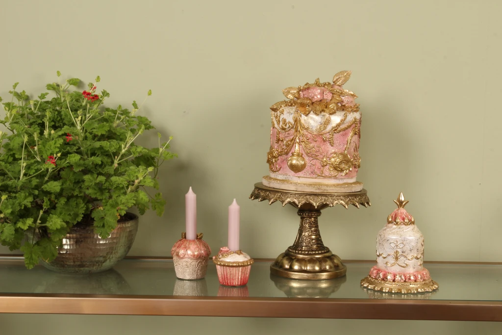 Bolo decorativo - rosa - 24 cm - resina sintética