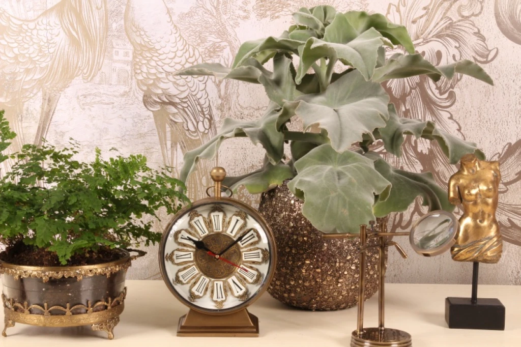 Relógio de mesa Alain - latão - dourado - 27 cm