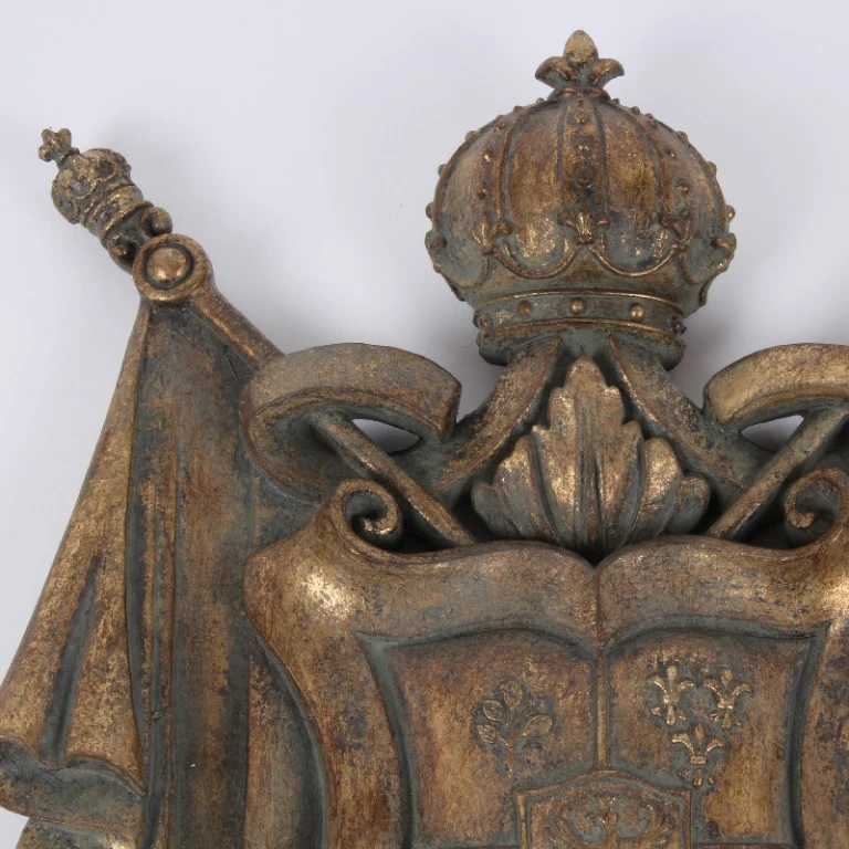 Ornamento de parede escudo de armas - dourado - 36,5 cm - resina artística